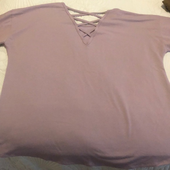 Workout Top - Picture 2 of 2